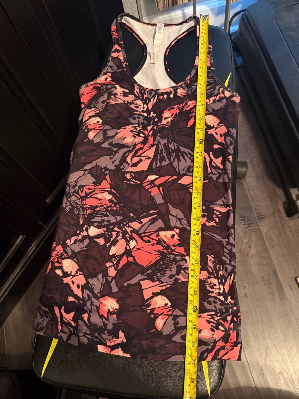 Lululemon racerback tank. Size 6. - Picture 5 of 6